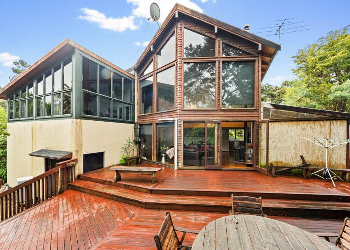  at 6 Remu Place, Greenhithe, North Shore City, Auckland