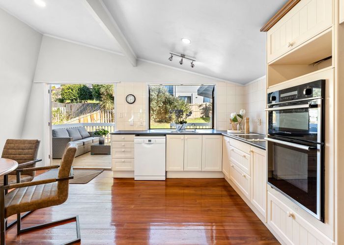  at 3 Walnut Lane, Browns Bay, Auckland