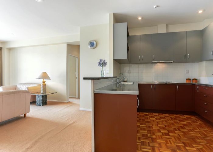  at 2E/220 Victoria Street West, Auckland Central, Auckland