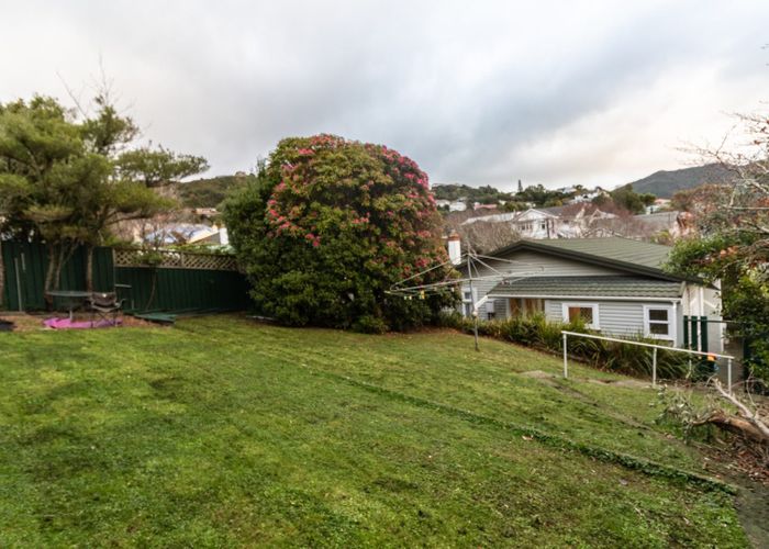  at 3 Burrows Ave, Karori, Wellington, Wellington