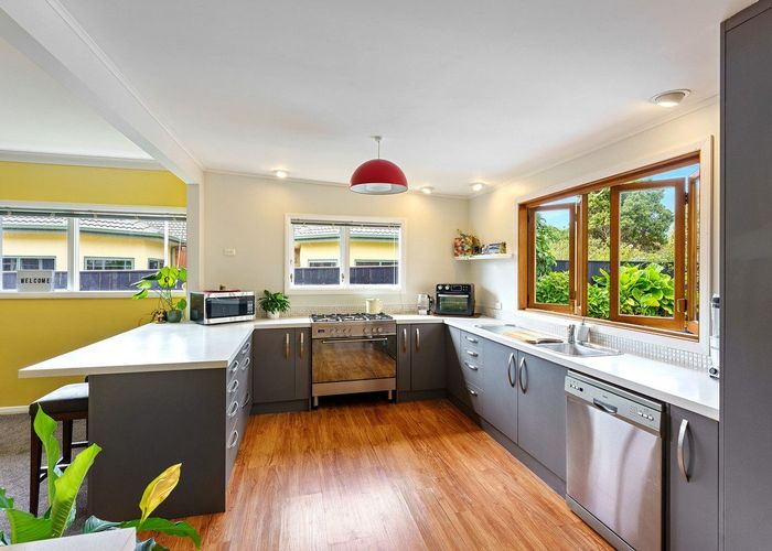  at 6 Kohekohe Road, Waikanae
