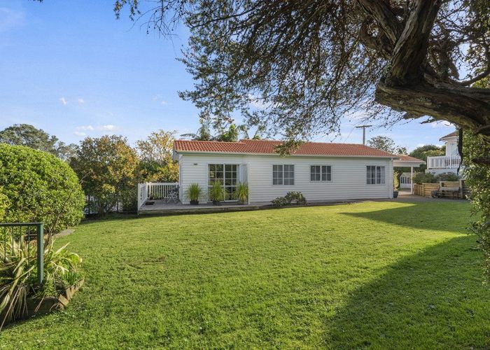 at 111 Deep Creek Road, Torbay, Auckland
