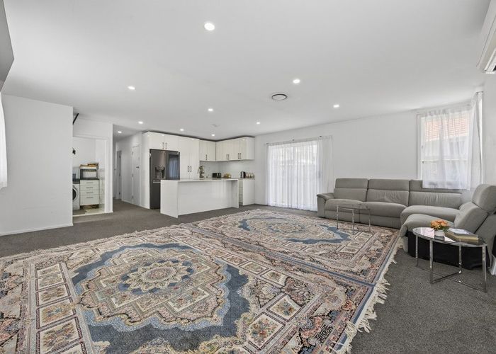  at 1/47&2/47 Larne Avenue, Pakuranga Heights, Manukau City, Auckland