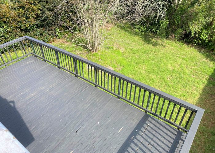  at 33 Matipo Road, Mairangi Bay, North Shore City, Auckland
