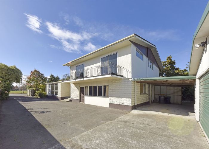  at 429 Avonhead Road, Avonhead, Christchurch