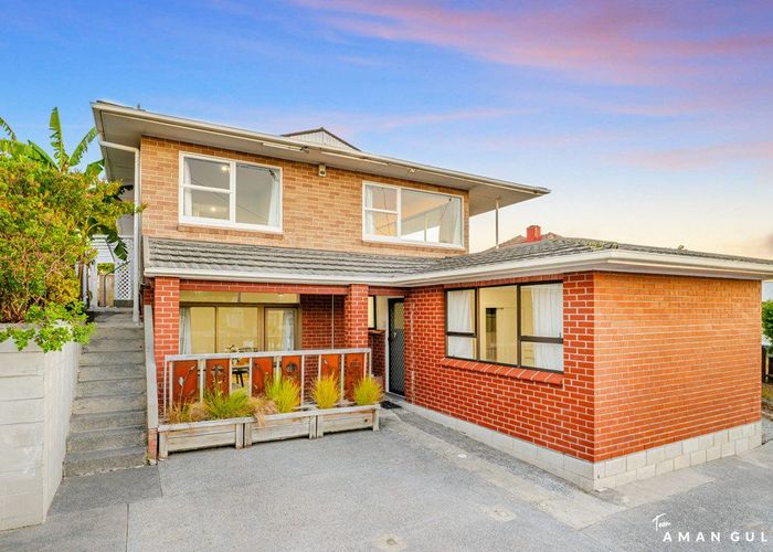  at 16 Kay Drive, Blockhouse Bay, Auckland
