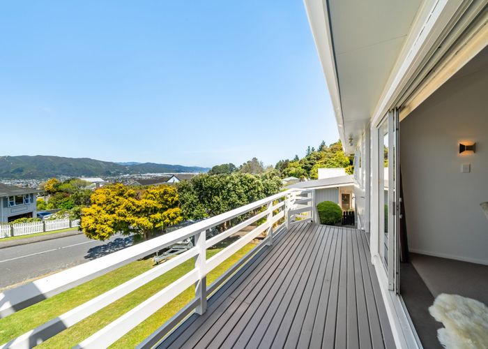  at 125 Tirohanga Road, Tirohanga, Lower Hutt