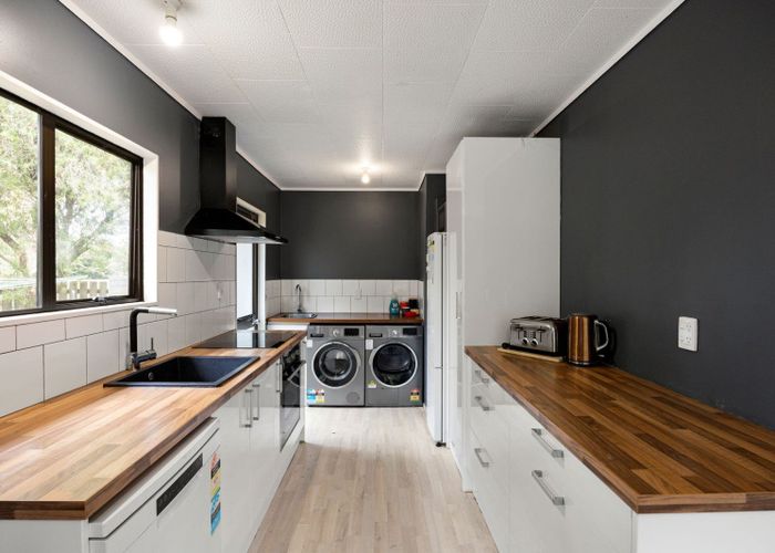  at 62 Garland Drive, Saint Andrews, Hamilton, Waikato