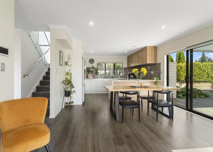  at 11B Edgewood Way, Henderson, Waitakere City, Auckland