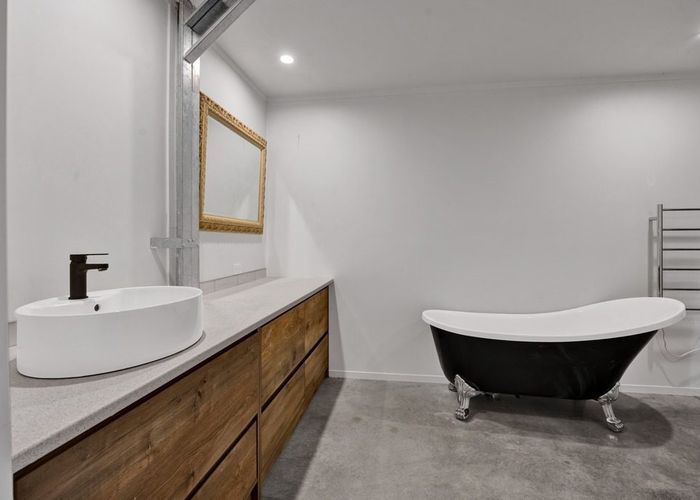  at 240 Ohanga Road, Onaero, New Plymouth, Taranaki