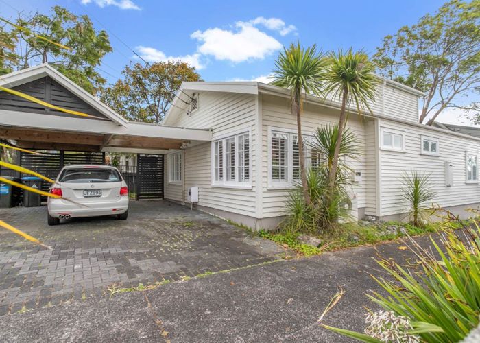  at 1/107 Huia Road, Point Chevalier, Auckland City, Auckland