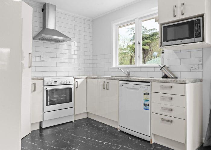  at 3 Willow Road, Hillcrest, Hamilton, Waikato