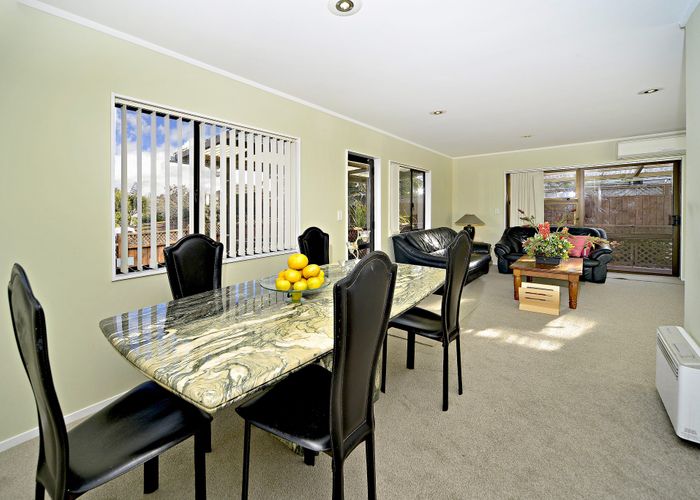  at 64A Vincent Street, Howick, Manukau City, Auckland