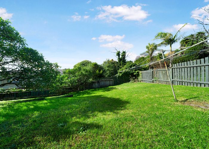  at 7B Alaunia Place, Lynfield, Auckland