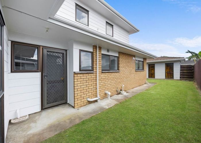  at 2/126 Carruth Road, Papatoetoe, Manukau City, Auckland