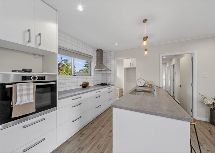  at 6 Clarevale St, Burwood, Christchurch City, Canterbury