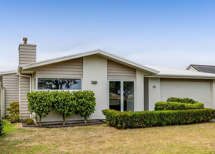  at 16 Egmont Street, Patea, South Taranaki, Taranaki