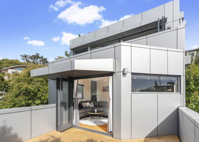  at 2/733 Remuera Road, Newmarket, Auckland City, Auckland