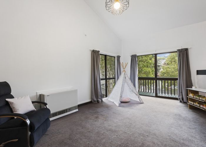  at 23 Fendalton Crescent, Pinehaven, Upper Hutt