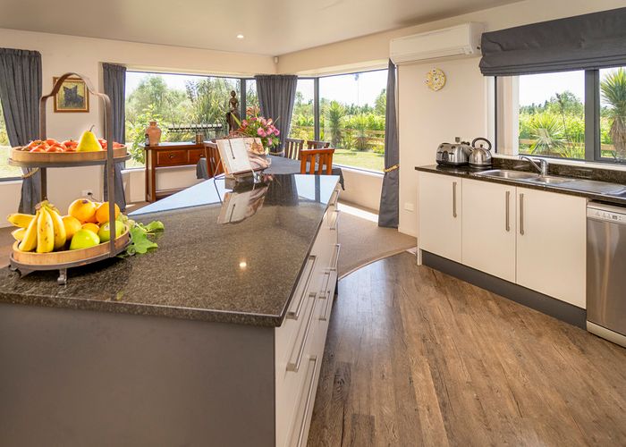  at 323 Georges Road, Glasnevin