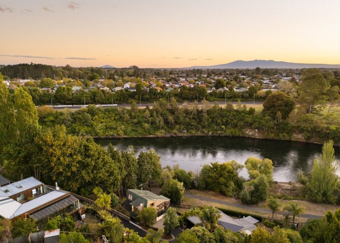  at 1B Sillary Street, Hamilton East, Hamilton