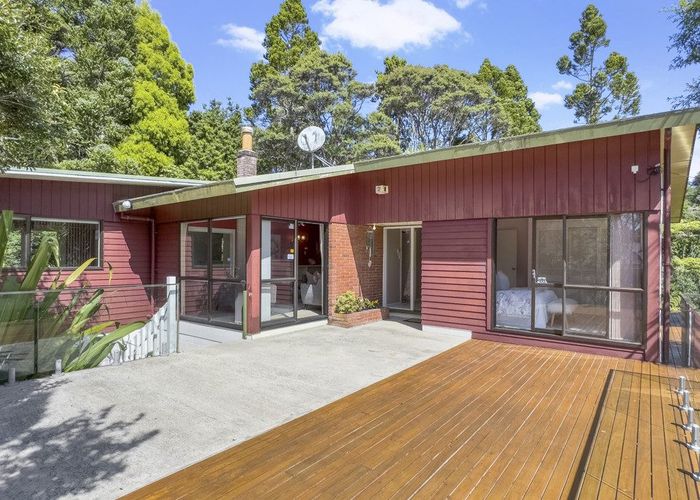  at 61 Woodfern Crescent, Titirangi, Auckland