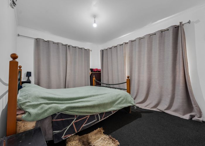  at 22 Rosehill Drive, Rosehill, Papakura