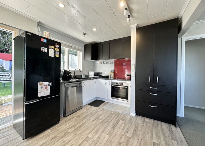  at 205 Major Drive, Kelson, Lower Hutt, Wellington
