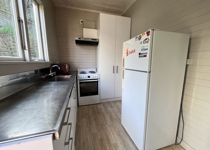  at 9B Hay Street, Naenae, Lower Hutt