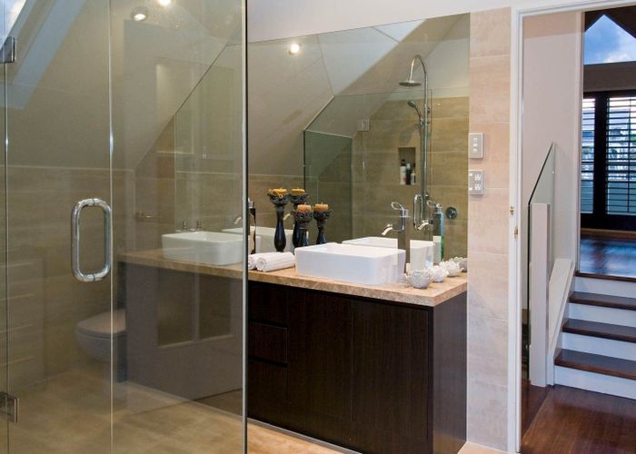 at 7 Logan Terrace, Parnell, Auckland