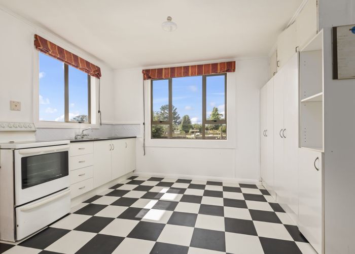  at 9 Nikau Street, Takaro, Palmerston North