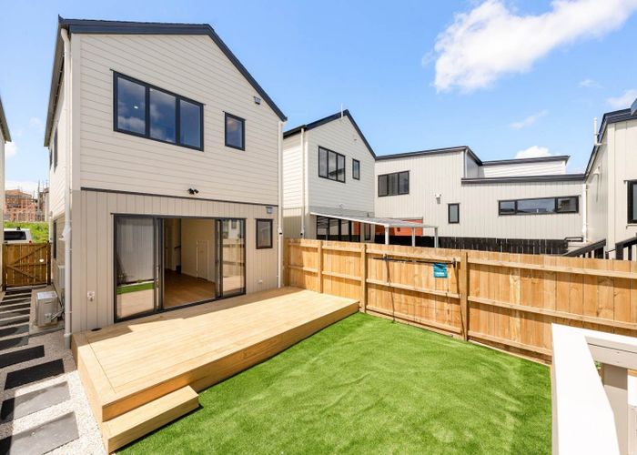  at 16 Toetoe Street, Westgate, Waitakere City, Auckland