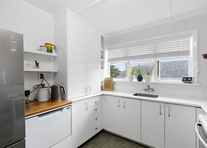  at 43 Hay Street, Naenae, Lower Hutt, Wellington