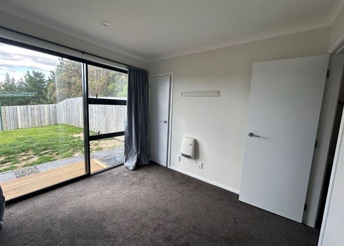  at 160 Endeavour Drive, Whitby, Porirua, Wellington
