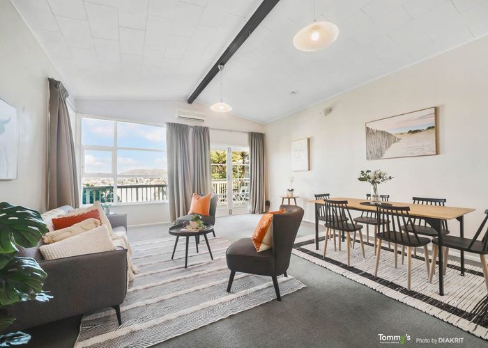  at 4 Huntingdon Street, Northland, Wellington