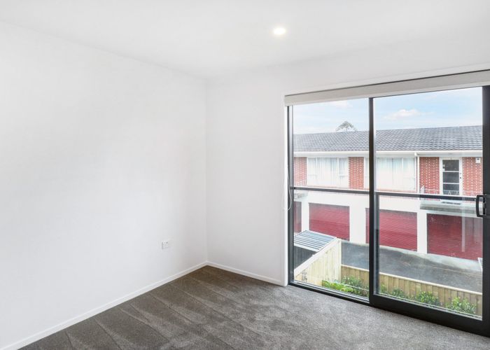  at 11/10 Willcott Street, Mount Albert, Auckland City, Auckland