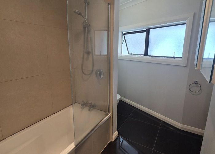  at 430 St Aubyn Street, Lynmouth, New Plymouth, Taranaki