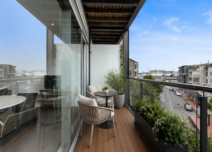  at 414/125 Customs Street West, City Centre, Auckland City, Auckland
