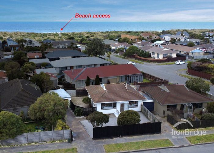  at 2 Leda Place, North New Brighton, Christchurch City, Canterbury