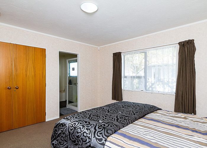  at 2/9 GODLEY ST, Waterloo, Lower Hutt