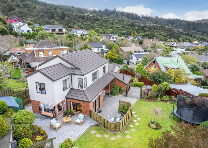  at 5 Roman Close, Silverstream, Upper Hutt