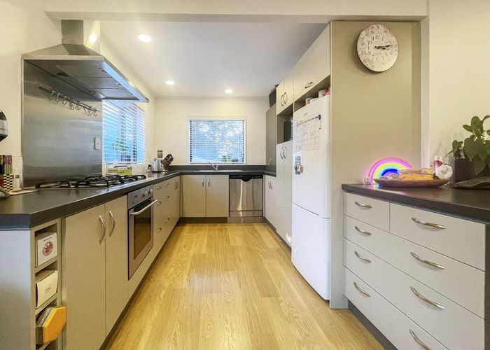  at 16a Riverview Street, Beckenham, Christchurch City, Canterbury