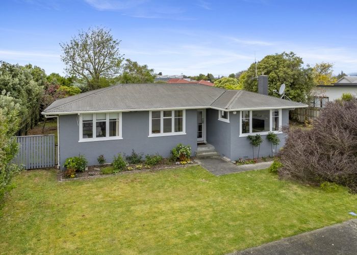  at 6 Oriana Place, Highbury, Palmerston North