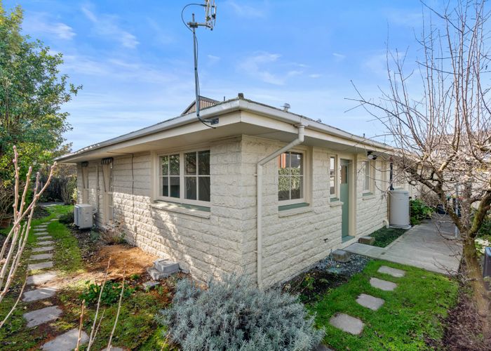  at 2A Chilcombe Street, Ilam, Christchurch