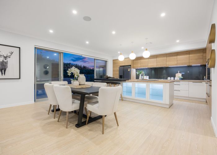  at 8 Kina Place, Long Bay, Auckland