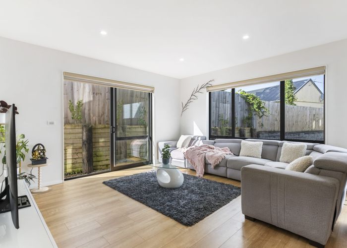  at 8C Ruahine Street, Avondale, Auckland