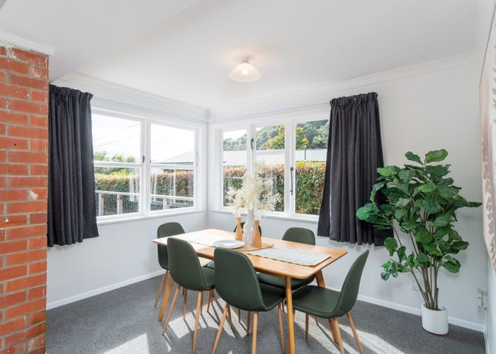  at 231 Whites Line East, Waiwhetu, Lower Hutt, Wellington