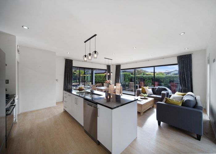  at 3 Rivoli PL, Karaka, Papakura