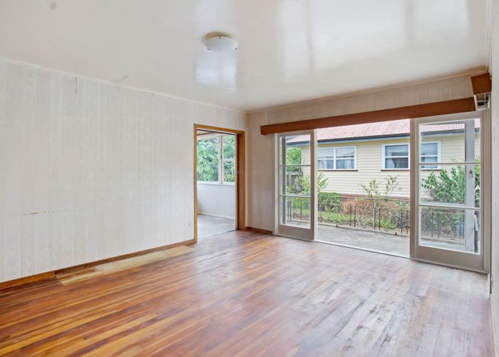  at 5 Kenley Place, Avondale, Auckland