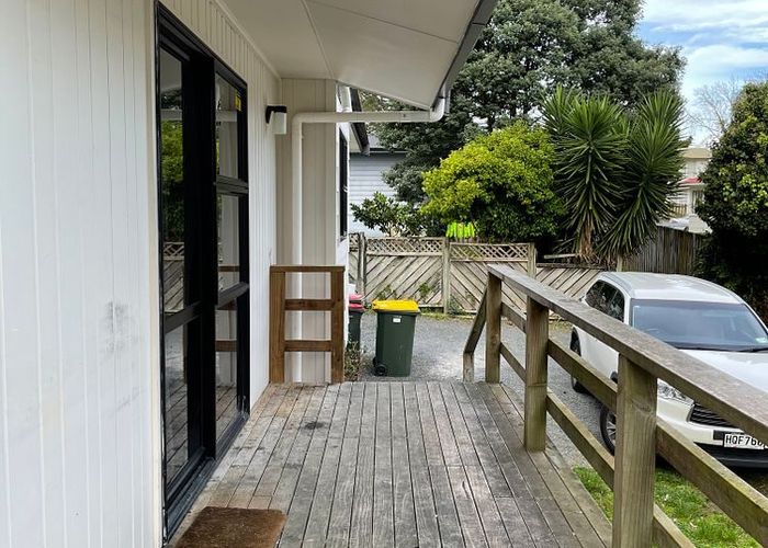  at 12 Manor Place, Bader, Hamilton, Waikato